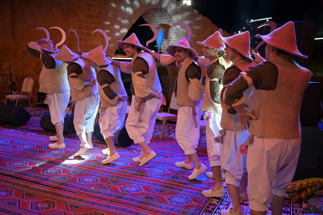 وێنەی سەرەکی بۆ وتاری «داهاتووی مێژووی کورد لە جیهانێکی گۆڕاودا: کولتوور و میرات چۆن سبەی دادەڕێژن».